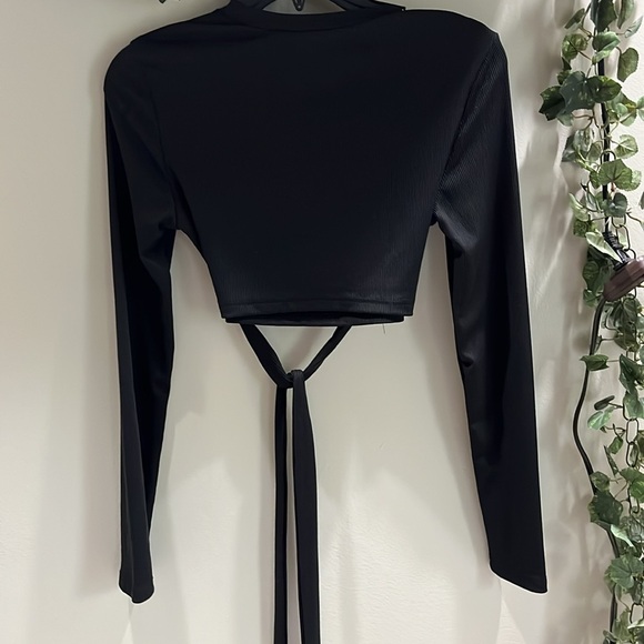 SHEIN long sleeve - Picture 4 of 4